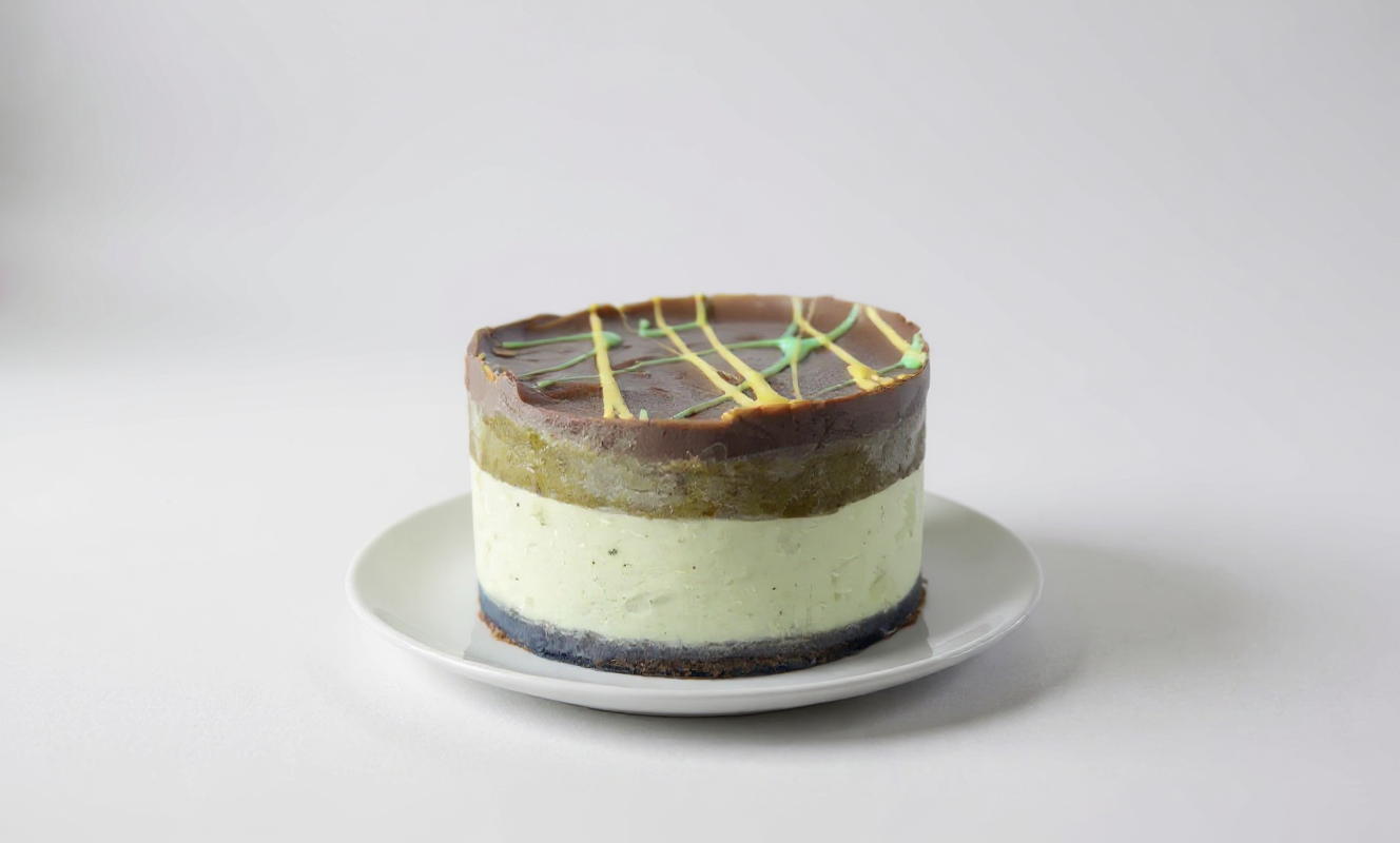 Dubai Chocolate Mini Cake 3.9 Oz, 1PC x  12